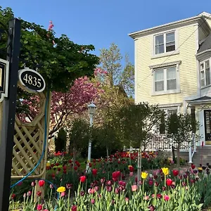 *** Bed & Breakfast Bedham Hall Canada
